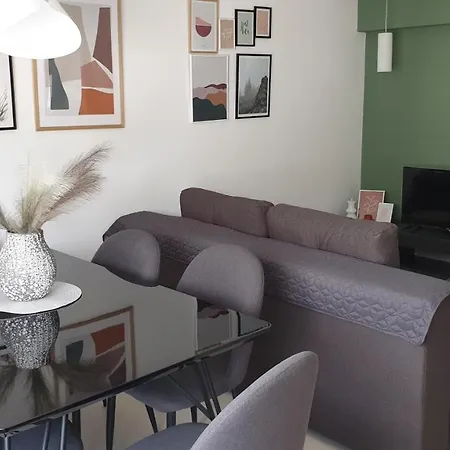 דירה Lovely Private Flats Free Parking נובי סאד