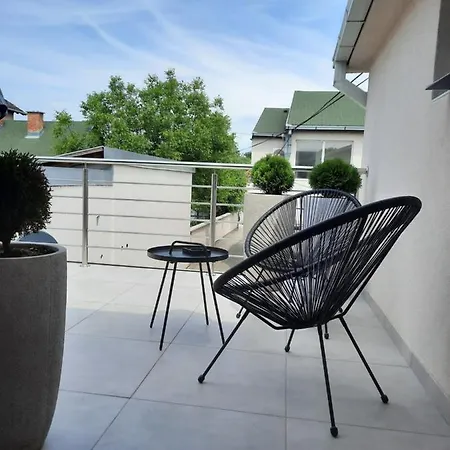 Lovely Private Flats Free Parking Novi Sad