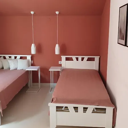 Apartment Lovely Private Flats Free Parking