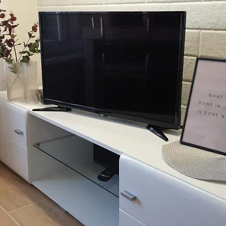 Lovely Private Flats Free Parking *