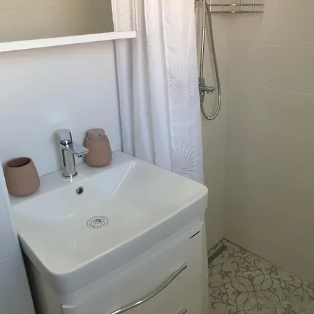 Lovely Private Flats Free Parking * Novi Sad