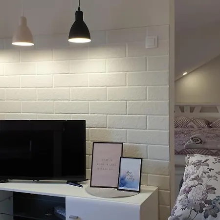 Lovely Private Flats Free Parking Apartment