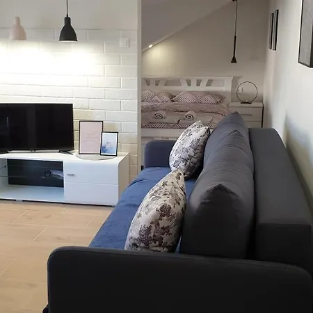 Lovely Private Flats Free Parking Apartment